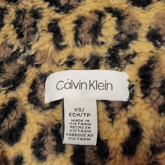 Calvin Klein Sherpa Vest - Picture 4 of 6